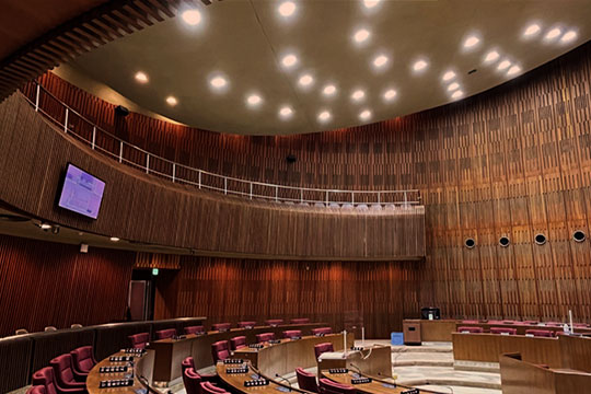 信頼される議会